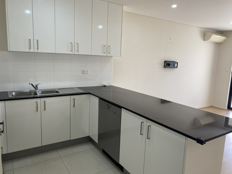 17/8-10 Octavia Street, Toongabbie NSW 2146