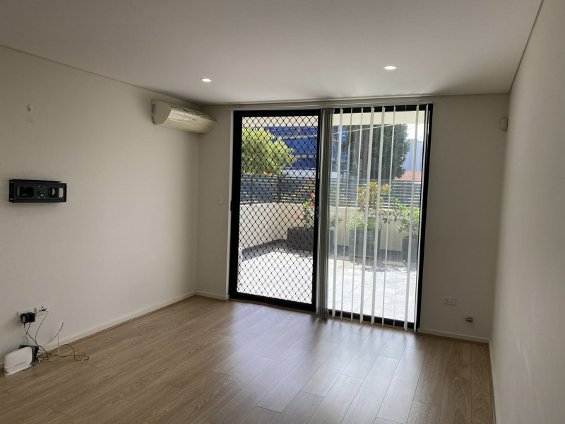 17/8-10 Octavia Street, Toongabbie NSW 2146