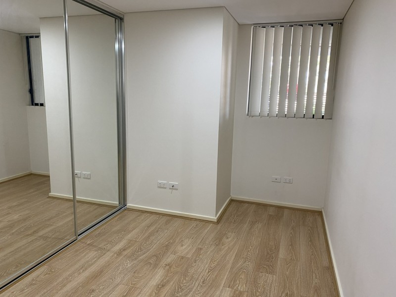 17/8-10 Octavia Street, Toongabbie NSW 2146