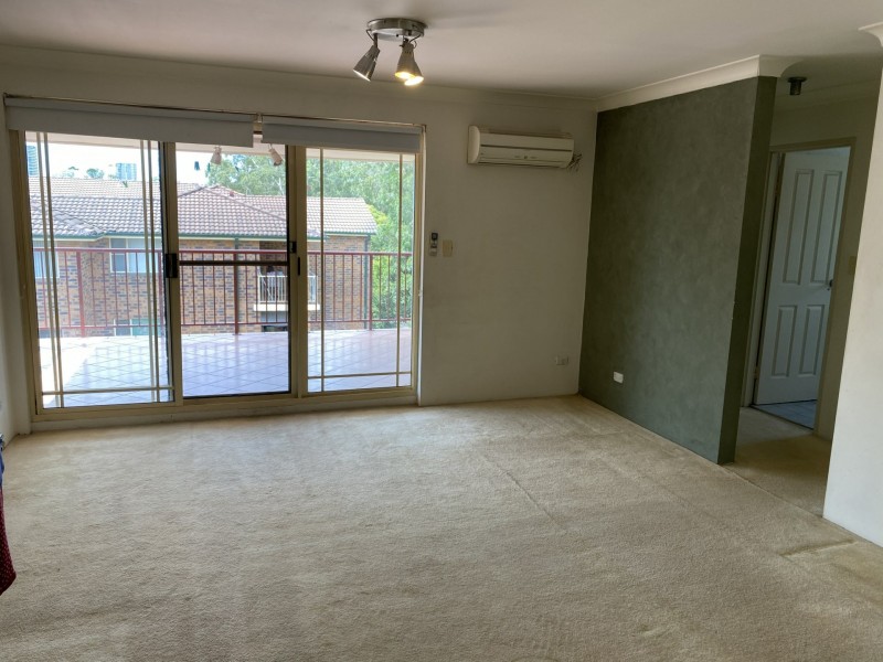 11/5-7 Priddle Street, Westmead NSW 2145