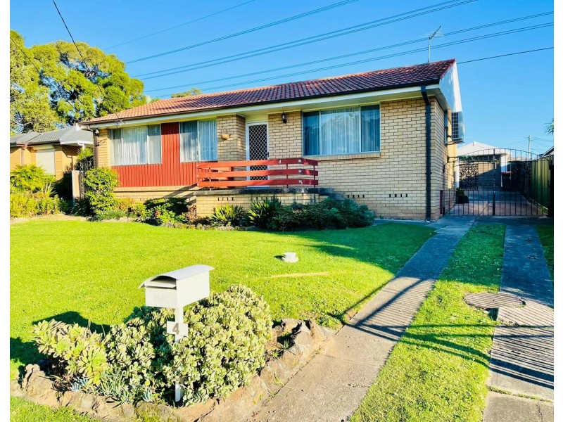 4 Abercrombie Avenue, Seven Hills NSW 2147