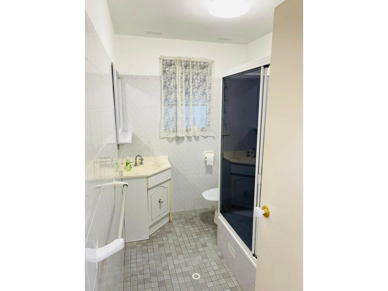 4 Abercrombie Avenue, Seven Hills NSW 2147