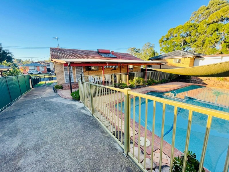 4 Abercrombie Avenue, Seven Hills NSW 2147