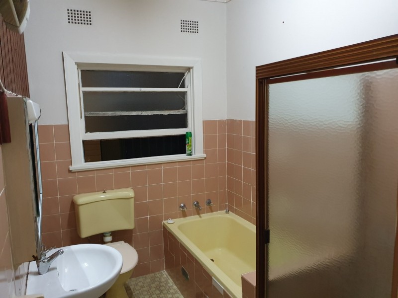 6 Malcolm Street, Blacktown NSW 2148