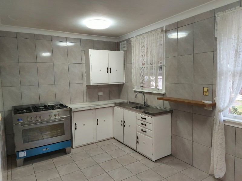 5 Bulolo Drive, Whalan NSW 2770