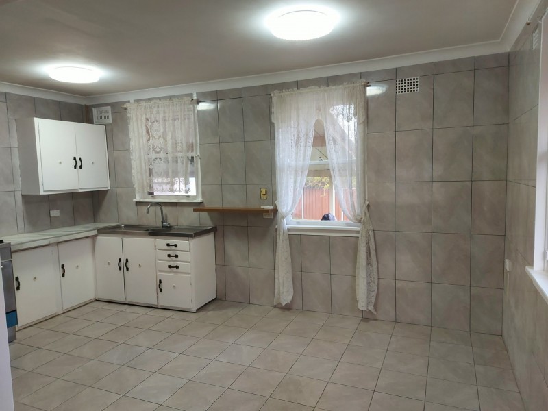 5 Bulolo Drive, Whalan NSW 2770