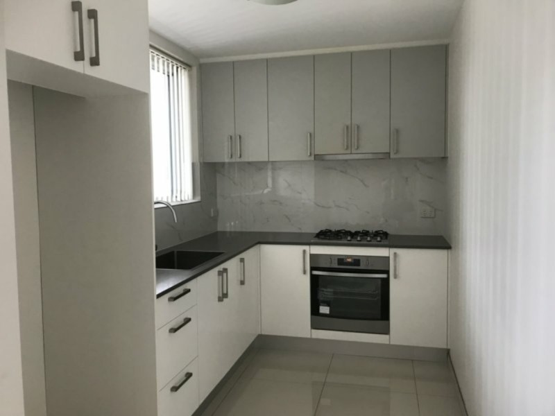 4/84-86 Aurelia Street, Toongabbie NSW 2146