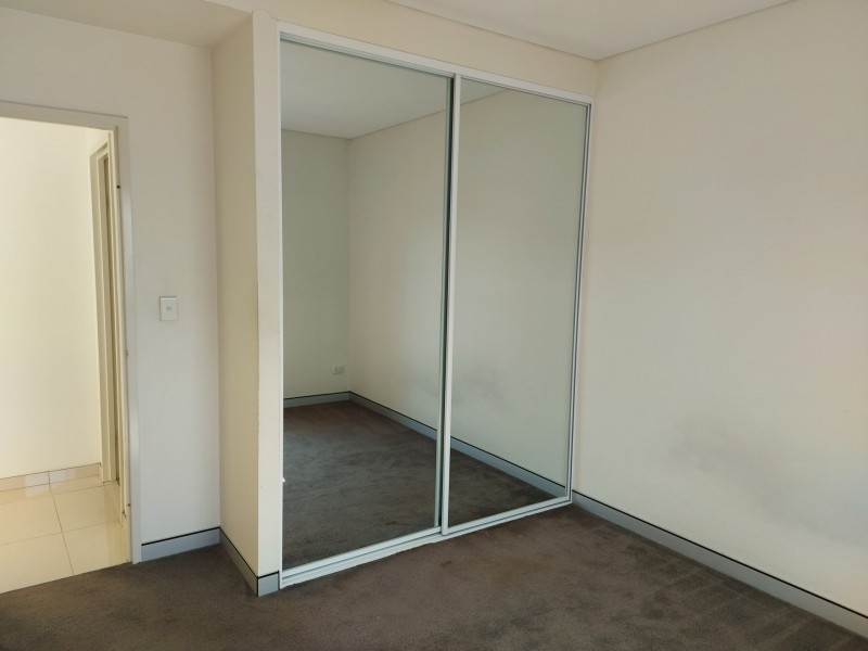 18/84-86 Aurelia Street, Toongabbie NSW 2146