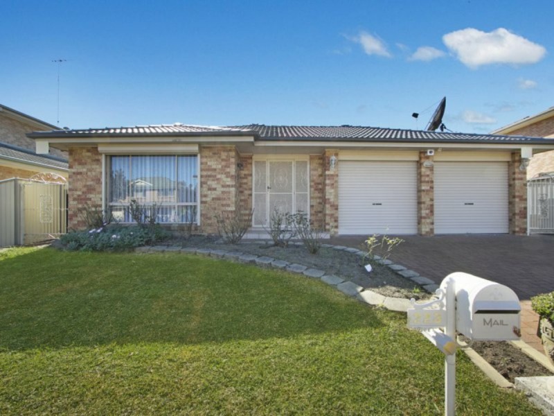 223 Glenwood Park Drive, Glenwood NSW 2768
