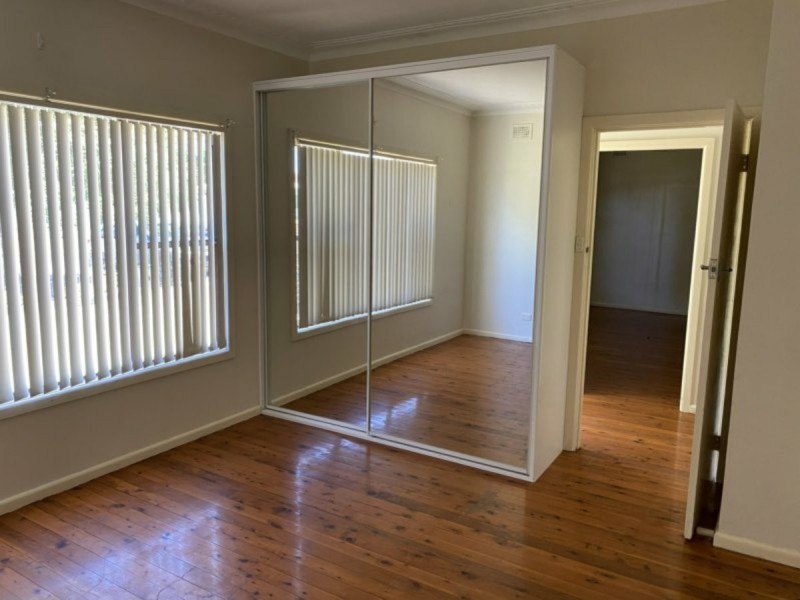 8 Williamson Avenue, Seven Hills NSW 2147