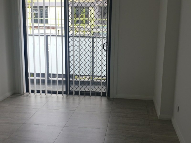 12/80-82 Aurelia Street, Toongabbie NSW 2146