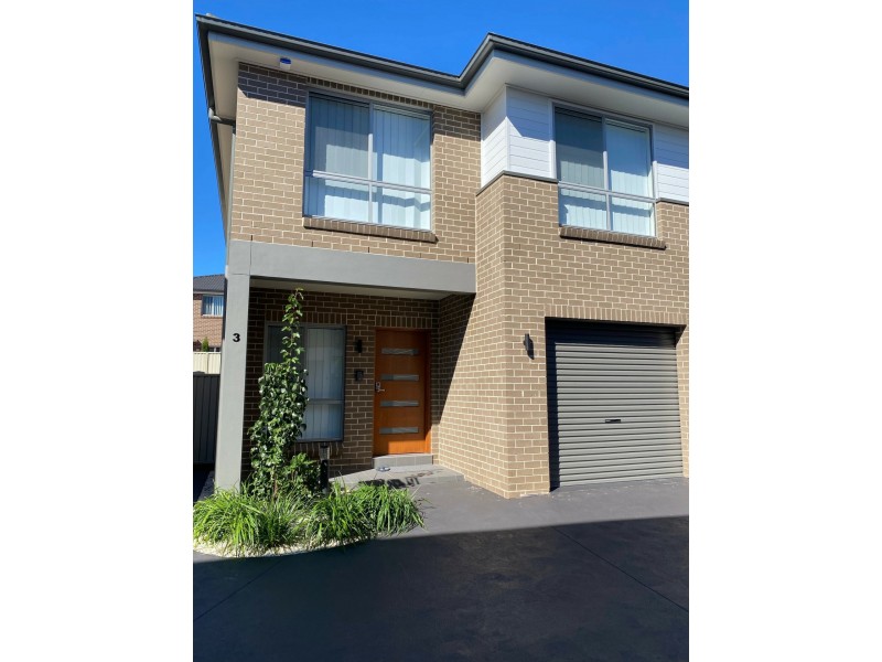 3 Playford Glade, Quakers Hill NSW 2763