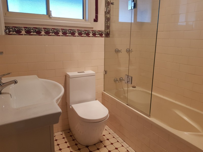 4 Fulton Avenue, Wentworthville NSW 2145