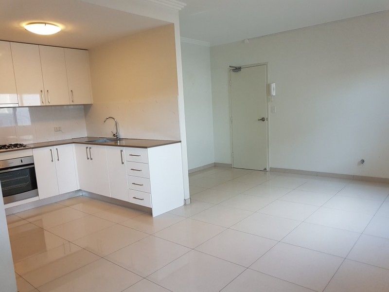 18/45-49 Toongabbie Road, Toongabbie NSW 2146