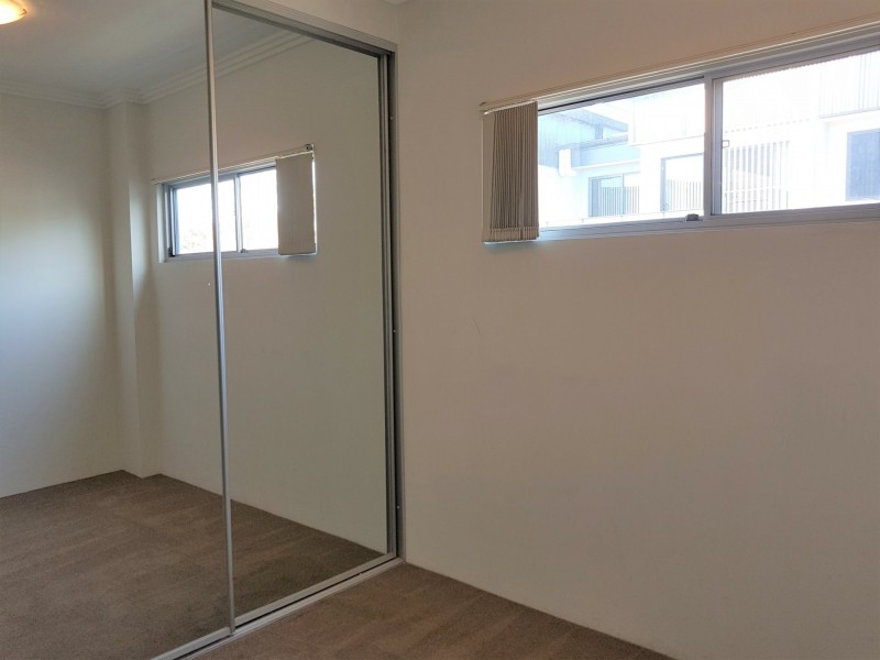 18/45-49 Toongabbie Road, Toongabbie NSW 2146