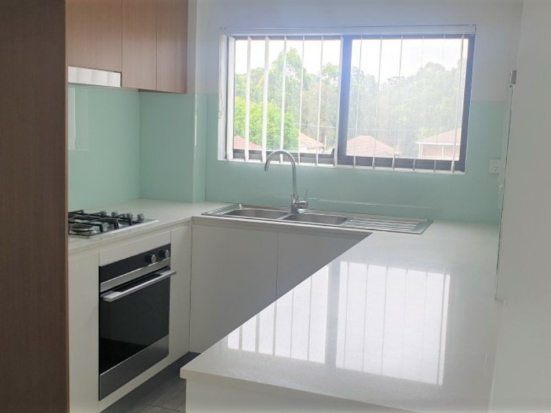 12/80-82 Aurelia Street, Toongabbie NSW 2146