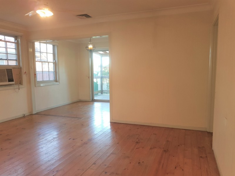 4 McCrae Place, Blackett NSW 2770