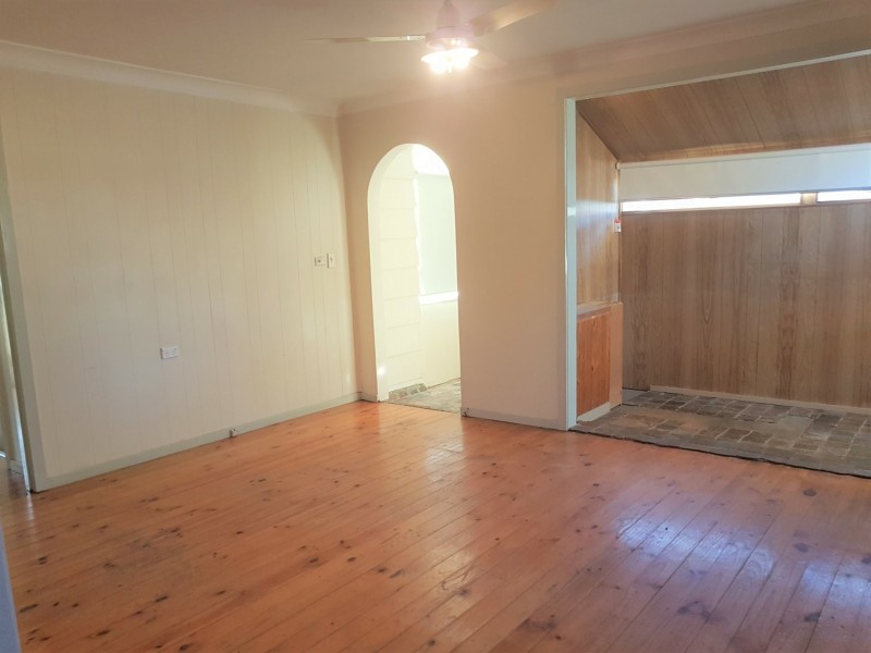 4 McCrae Place, Blackett NSW 2770