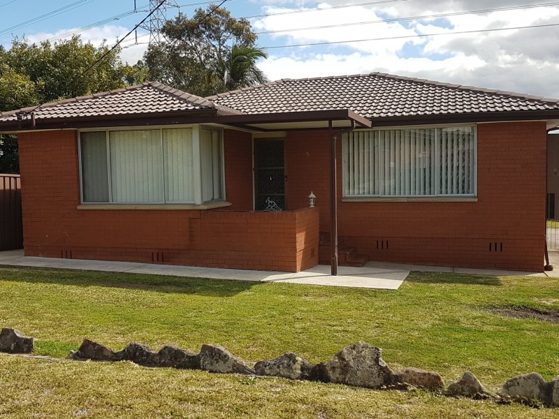 5 Zambesi Road, Seven Hills NSW 2147