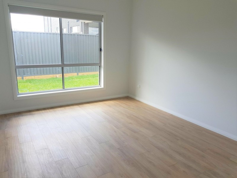 17 Aerodrome Driveway, Schofields NSW 2762