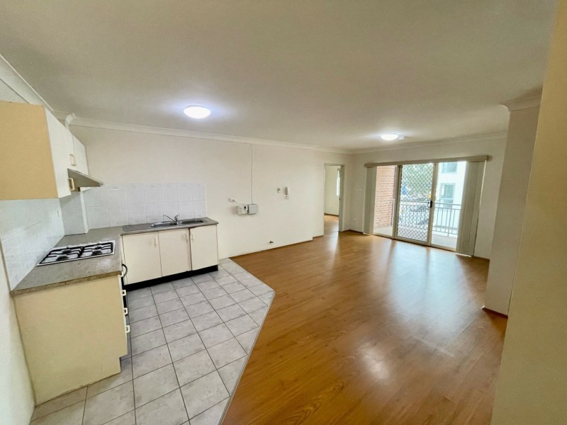 39/8-10 Fourth Avenue, Blacktown NSW 2148