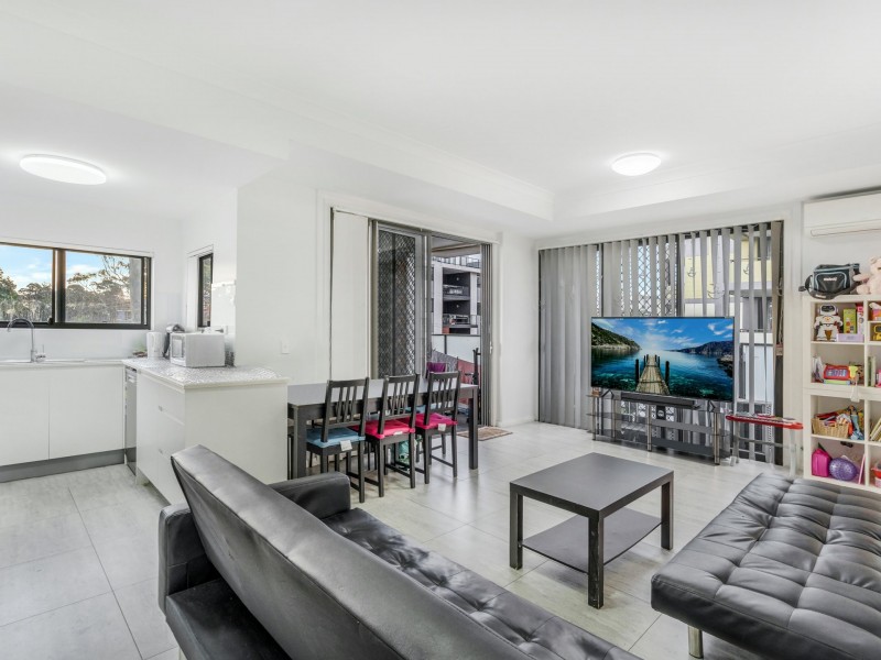 Apartment 12/80-82 Aurelia Street, Toongabbie NSW 2146