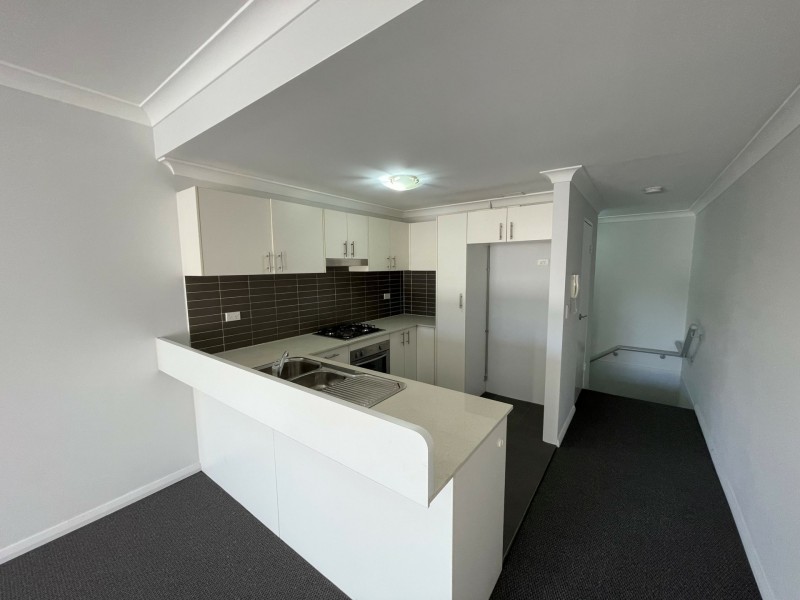 31/26 Clifton Street, Blacktown NSW 2148