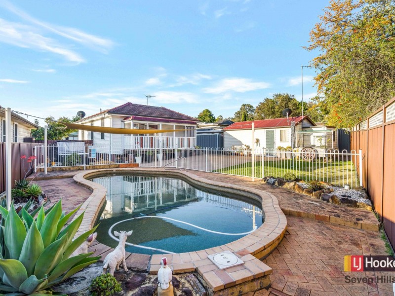 4 Camellia Place, Lalor Park NSW 2147