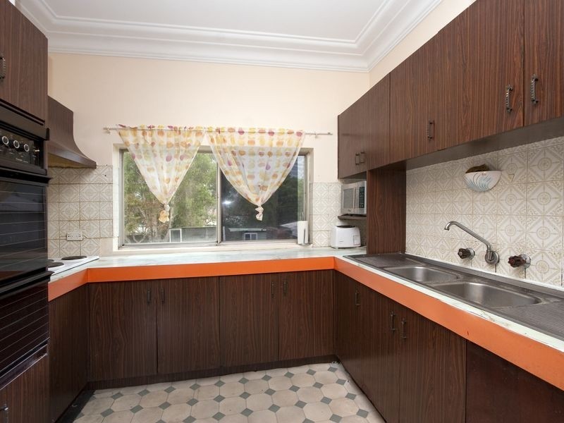 75 Lyton Street, Blacktown NSW 2148