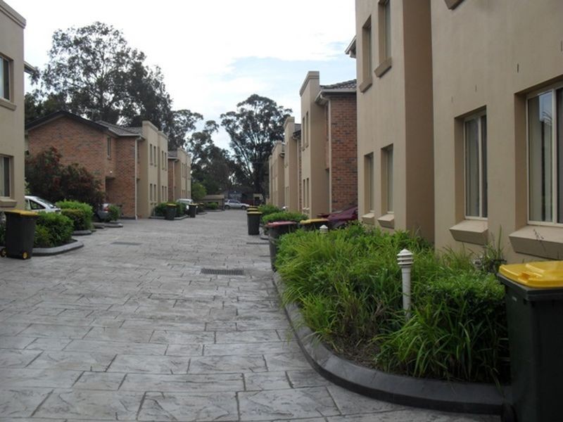 8/23-25 Fuller Street, Seven Hills NSW 2147