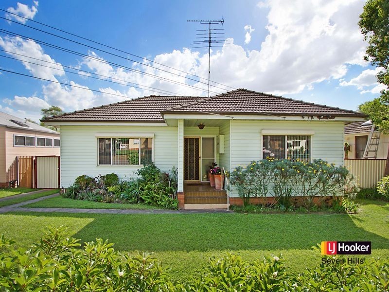 64 Johnson Avenue, Seven Hills NSW 2147