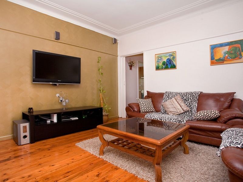 16 Barbara Boulevard, Seven Hills NSW 2147