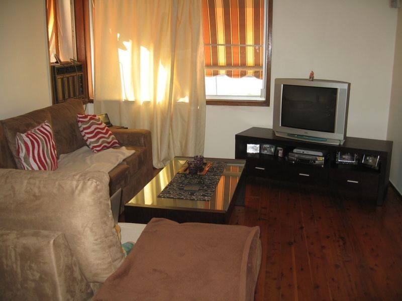 1 Canton Street, Kings Park NSW 2148