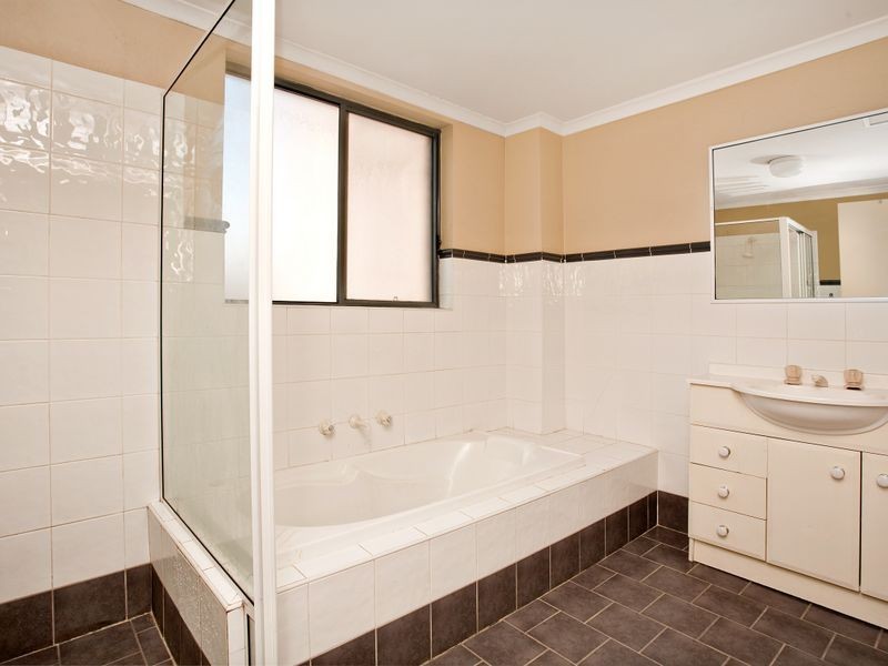 29/5 Fourth Avenue, Blacktown NSW 2148