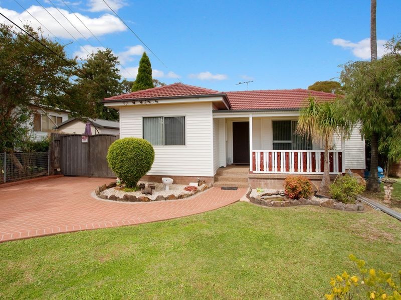 4 Camellia Place, Lalor Park NSW 2147