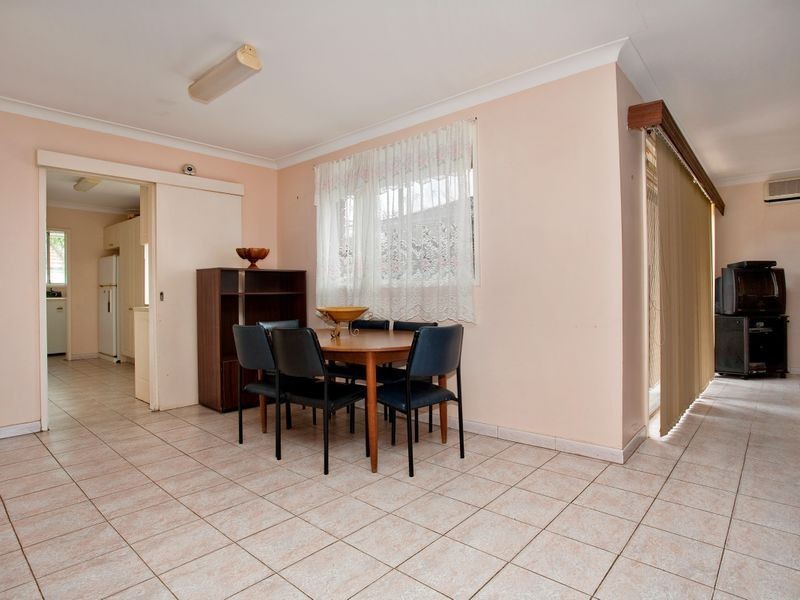 2 Athabaska Avenue, Seven Hills NSW 2147