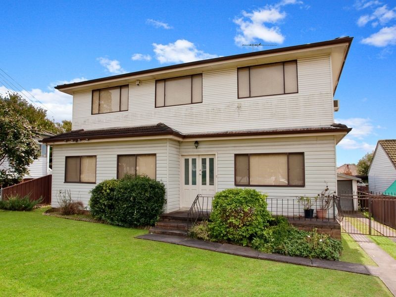 33 Orlando Crescent, Seven Hills NSW 2147