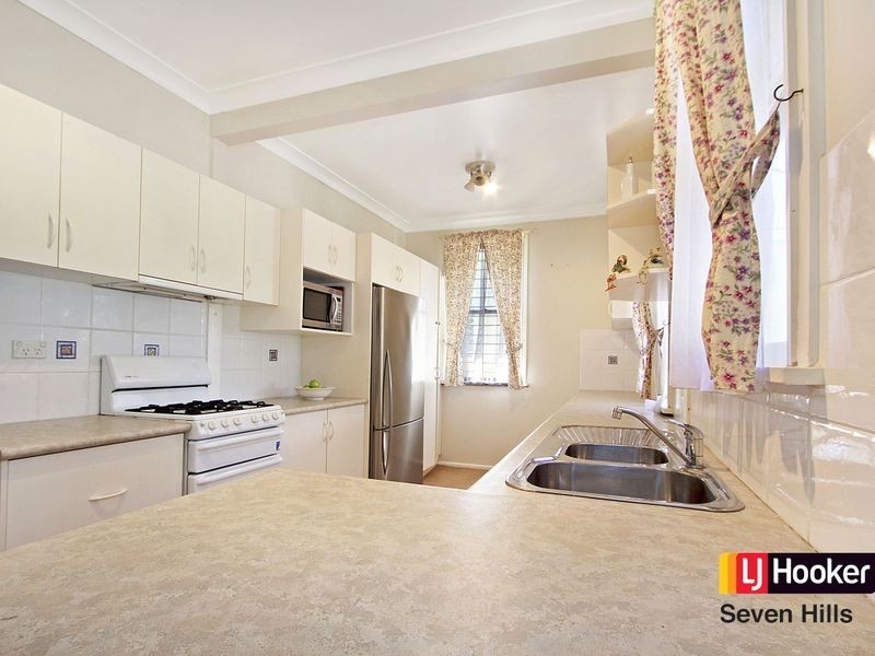 16 Leichhardt Street, Lalor Park NSW 2147