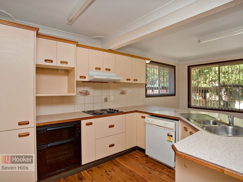 4 Oulton Street, Prospect NSW 2148