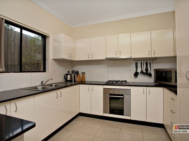 8/102 Alfred Street, Rosehill NSW 2142