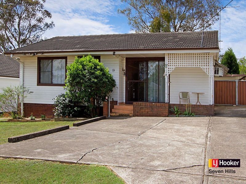 19 Melba Road, Lalor Park NSW 2147