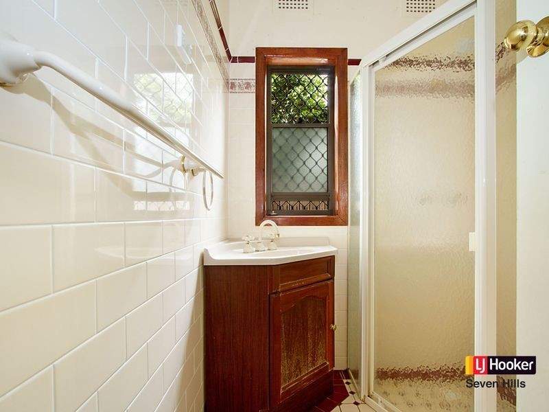 24 Francine Street, Seven Hills NSW 2147