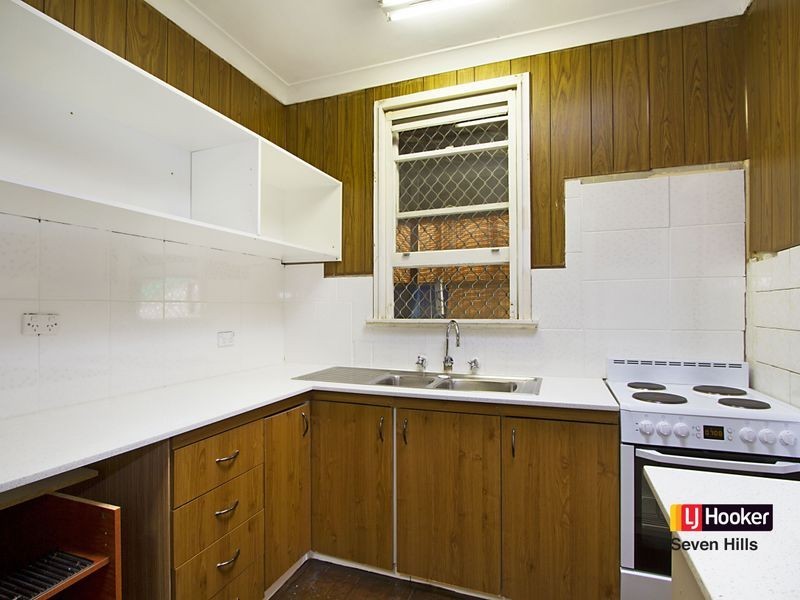 140 Lucas Road, Seven Hills NSW 2147