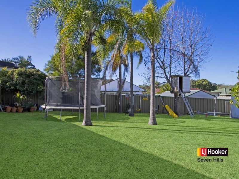 8 Kulgoa Street, Lalor Park NSW 2147