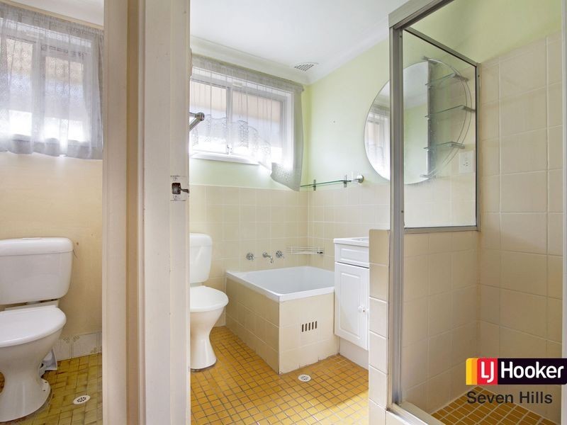 18 Mackenzie Boulevard, Seven Hills NSW 2147