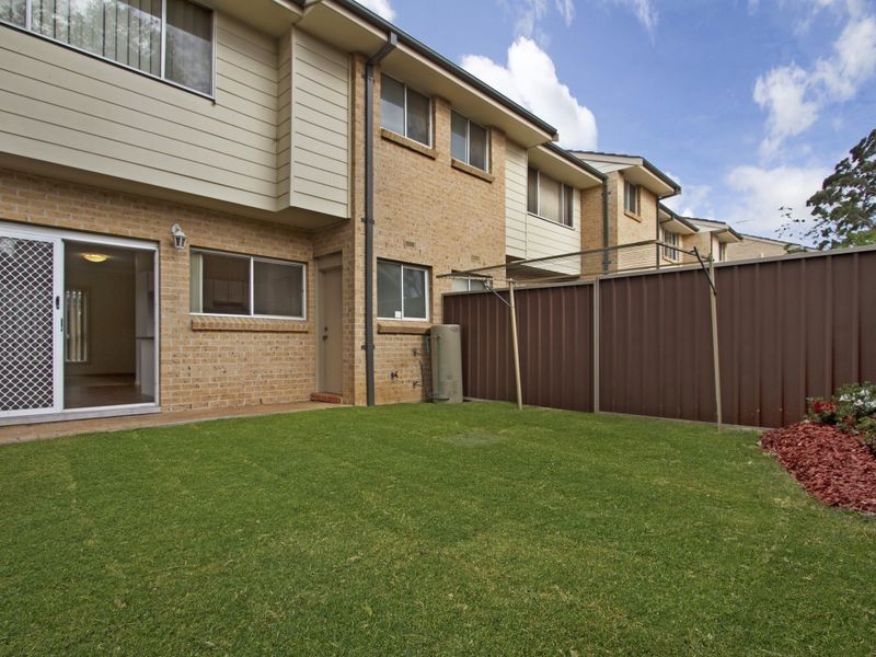1/130 Newton Road, Blacktown NSW 2148