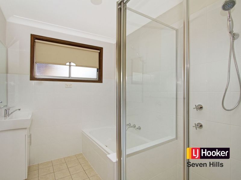 4 Chanel Street, Toongabbie NSW 2146