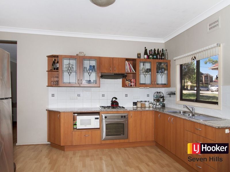 42 Lucas Road, Seven Hills NSW 2147