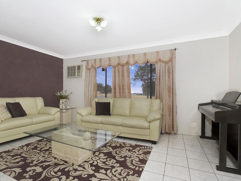 223 Quakers Road, Quakers Hill NSW 2763