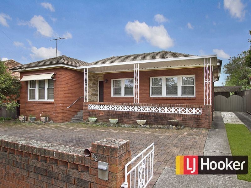 65 Wall Park Avenue, Seven Hills NSW 2147